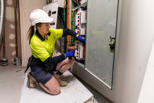 Best Licensed Electrician  in Whitg, IN
